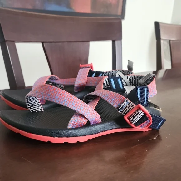 Chaco Youth Y4 Pink Black Z-Strap Sandals | Hiking Outdoor Comfort - Picture 2 of 7